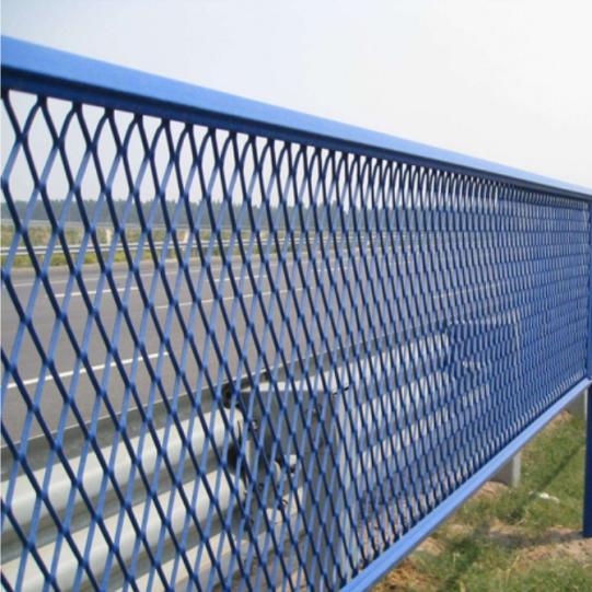 What’s Expanded Metal Mesh Security Fence?